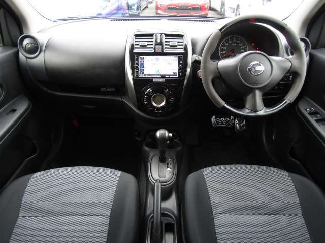 【内外装美車！ルームクリーニング】プロのクリーニングで綺麗。清潔に仕上げております。また弊社ではより良いコンディションのお車を仕入れしております。  　　　※メールやLINEでのお問合せも可能です！！。