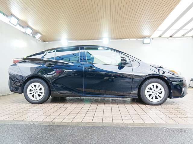 当社公式ラインからのご連絡もお待ちしております。ID　＠111duynt　お車の相談、動画、追加写真も対応可能です。ぜひ、ご登録ください！！