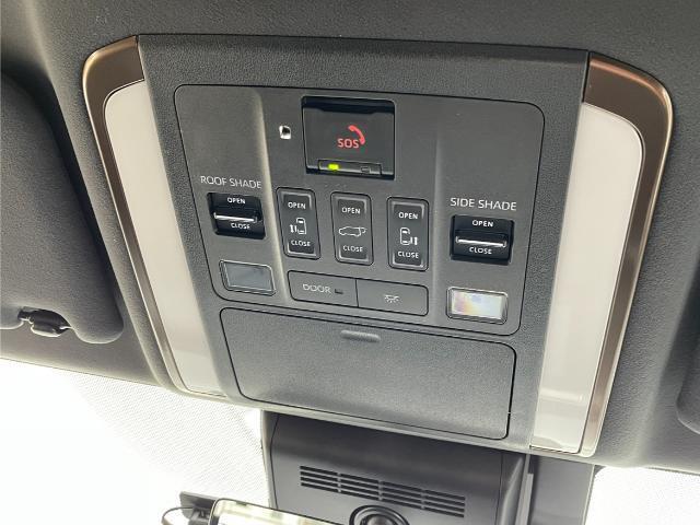 【両側パワースライドドア】小さなお子さまでもボタン一つで乗り降りラクラクです！両手に荷物を抱えている状態でもボタンを押せば自動で開閉するので、お買い物やお出かけの際にはとっても重宝します！