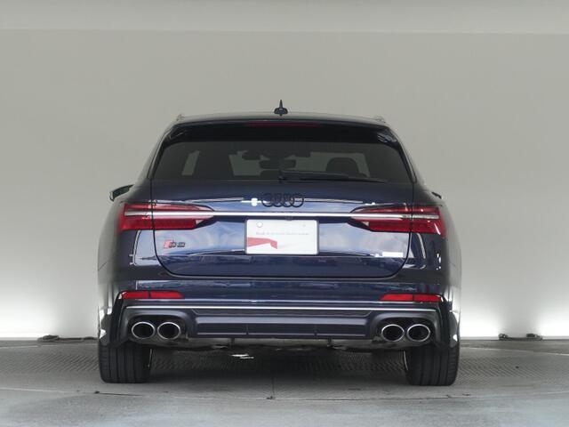 当店はアウディジャパン販売の取扱車両でしたら、どちらの店舗のお車でもお取り寄せ可能です。