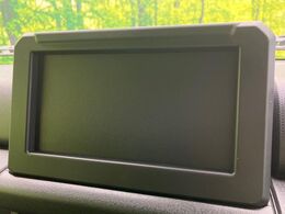 お好きな音楽を車内でお楽しみいただけます♪スピーカー交換・ウーハー追加などの音質向上や、最新ナビ・後席モニター等の取り付けも是非ご相談ください！