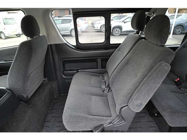 業販大歓迎！一般のお客様もプロが厳選したお車をお得な価格でご提供します！