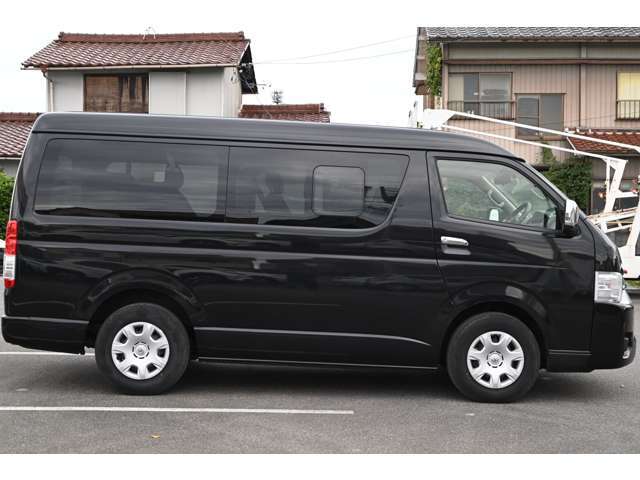 パワースライドドア　AC100Vコンセント　ナビ　スマートキー　プッシュスタート　リアクーラー・ヒーター