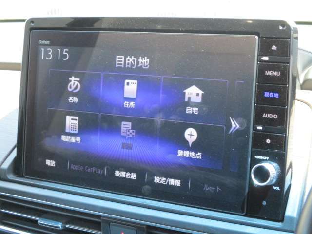 純正10インチインターナビ。