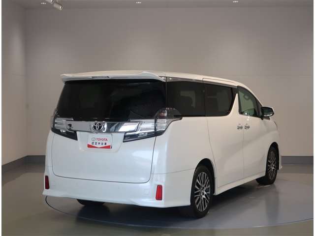 U-Carはすべて同じものがない一点物となっております。そのため気になるお車がございましたらお早めにご連絡下さい！愛車探しのお手伝いをさせていただきたいと考えています。