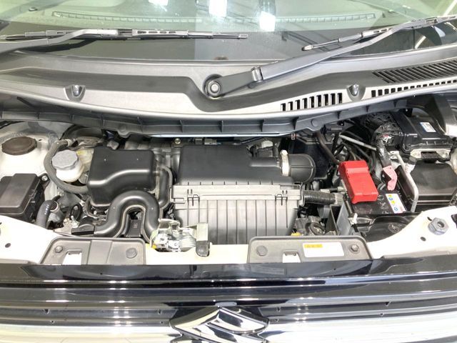 親切・丁寧な専門メカニックスタッフが応対！・車検・点検整備・事故等の修理などアフターサービスも安心。お車のカスタマイズもネクステージのサービススタッフまでご相談ください！