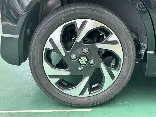 ★全国陸送費定額キャンペーンも実施中！★全国何処でも陸送会社がご自宅までお車をしっかりとお届します！陸送費につきましてはお気軽にお問合せください！※納車時ご来店いただければ、納車費用はかかりません！