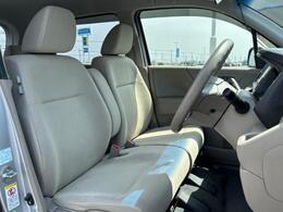「この車の写真をもっと見たい」「状態が気になる」「この装備はついている？」どんな小さな疑問でもお気軽にお問い合わせください！