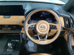 細部まで作り込まれた造形美！毎日でも運転して『人馬一体』を楽しみたくなります。是非、クルマに触れてその質感を味わってください。