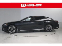 ☆トヨタ認定中古車☆ハイブリットシステム診断書と初度登録年月から10年間（走行20万キロまで）、ハイブリット機構の無料保証が付いています。