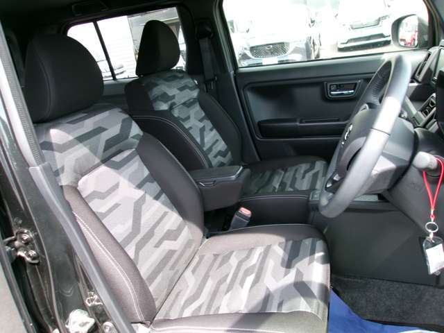 ★あなたの愛車高価買取・下取★良質なお車を直接店頭で販売しますので、高く下取り出来ます！オークション出品を前提とした買取店には負けません！是非ご相談下さい★