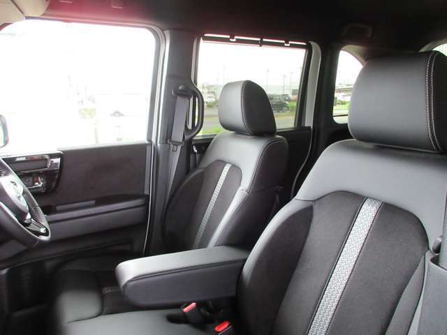 当店の車は全台、保証付きで購入後も安心です。保証期間中は全国のホンダディーラーで保証修理を受け付けております。