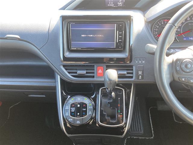 【シフトレバー】『シフトレバー』の画像になります。写真の内容に関してご不明点、ご質問等がございましたらお気軽にガリバー店舗までお問い合わせください。