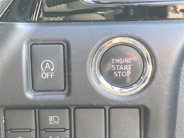 【運転席操作部】『運転席周辺の装備』の画像になります。快適なドライブを楽しむための機能が装備されています！運転席から触れるので使いやすいです！