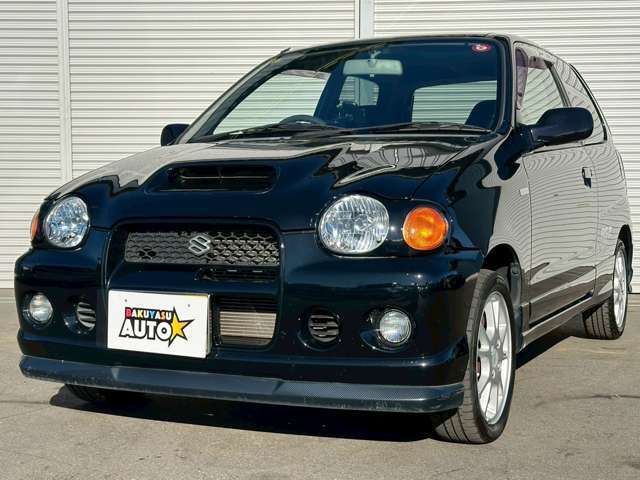 ご購入意思のない見学のみのご来店は、他のお客さまのご迷惑になりますのでご遠慮ください。