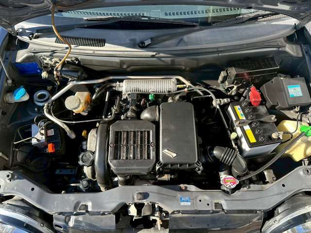 ICターボ！タイミングチェーン！エンジンルームです。