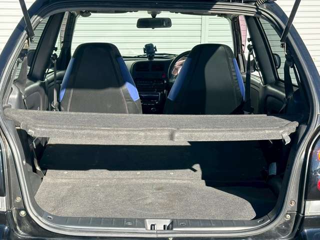 トランクスペースになります。