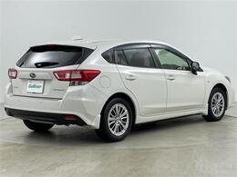 【右斜後】ガリバーの保証は、走行距離が無制限！電球や消耗品、ナビ等の社外品も保証対象。末永いカーライフに対応する充実した保証内容（保証期間によって保証内容は変わります。)