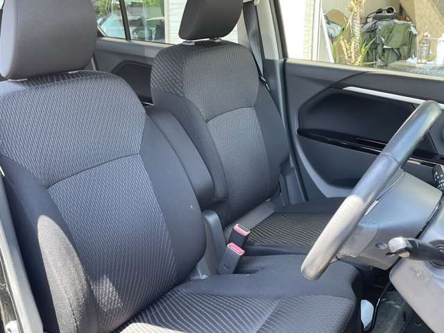 ☆車内はクリーニング済みで状態も良好です☆