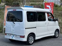 最近のお車は10万キロ超えても問題なく走行できます。整備もきちんとしておりますので、ご安心ください！