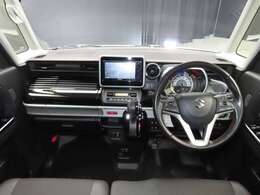 室内も写真の通りにキレイですよ。ぜひ実際にお座りいただき、ご自身の目でお確かめください。