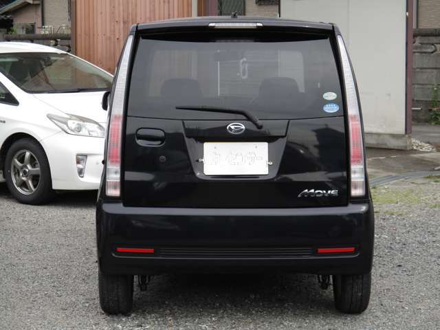 お支払い総額には、車両本体、基本登録費用、自賠責保険、重量税、リサイクル料、消費税、がすべて含まれております。