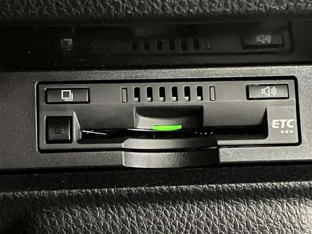 高速道路をスイスイッと通過の『ETC』付き！ETCカードをお持ちでない方は、トヨタETCカードもございますので、ご相談下さいね！