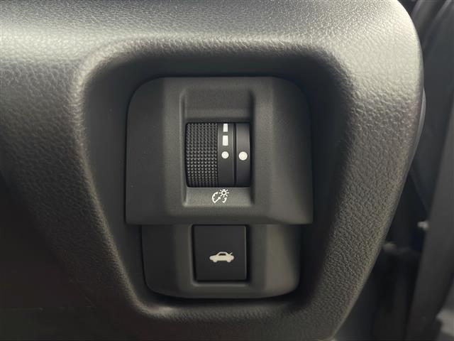 【運転席操作部】快適なドライブを楽しむための機能が装備されています！運転席から触れるので、使いやすいです！除菌プランいれていただくと、さらに清潔で安心していただけます！
