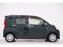 県内13店舗にて常時500台以上ダイハツ車を展示中です。見て、触って、納得のいく一台をぜひ見つけてください。