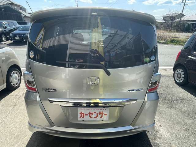 ◆展示場にて厳選中古車ございます！気になる車がございましたらお電話・メールにてお問い合わせください。また直接ご来店いただき実車を見て下さい♪