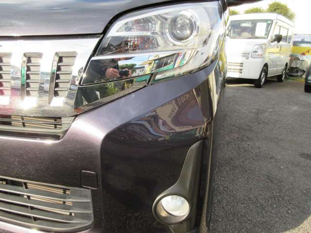 ディスチャージヘッドが明るいです。フォグランプも