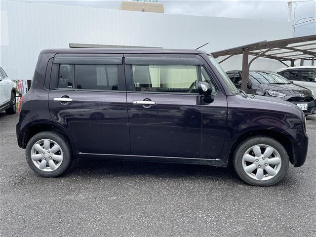 気になる車はすぐにお問い合わせください！画面右側の0078から始まる無料ダイヤルからお問い合わせ下さい！専門スタッフがお車のご質問にお答えいたします！