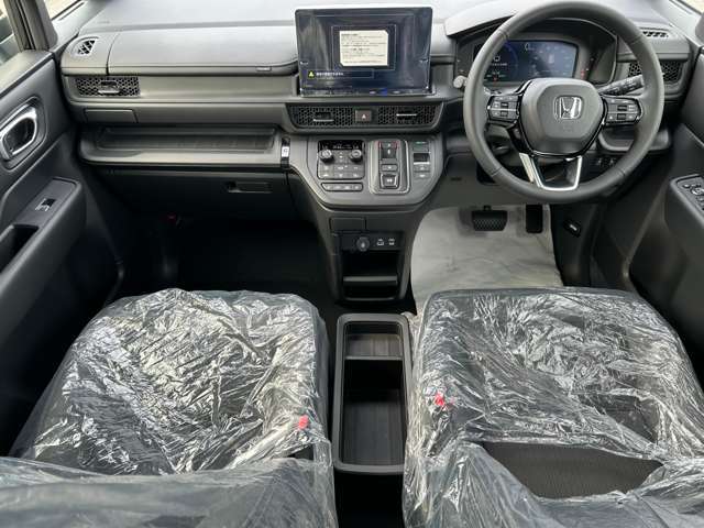 【インパネ全体】全方位で視界が広く、高い目線で運転もしやすいです！