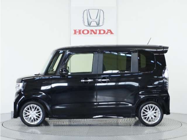 ◆メンテナンスパック（まかせチャオ）◆法定点検や車検、Hondaが推奨する点検に加えて、エンジンオイル・オイルフィルター等の交換をパックにしたのがまかせチャオです。