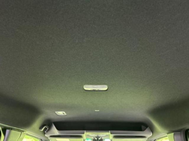 WECARS（ウィーカーズ）は全国250店舗展開！お客様が安心してカーライフをお楽しみいただけるよう社員一同心を込めてサポートいたします。