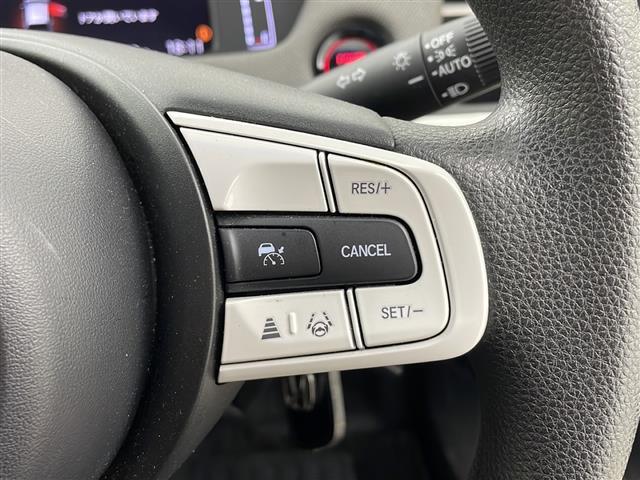 【運転席操作部】快適なドライブを楽しむための機能が装備されています！運転席から触れるので、使いやすいです！除菌プランいれていただくと、さらに清潔で安心していただけます！