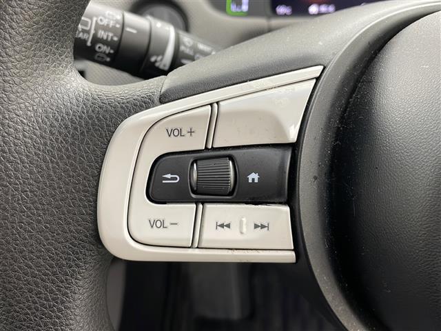 【運転席操作部】快適なドライブを楽しむための機能が装備されています！運転席から触れるので、使いやすいです！除菌プランいれていただくと、さらに清潔で安心していただけます！