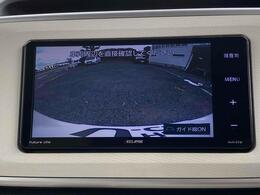 バックカメラ装着済！死角になりやすい後方もとても見やすいです☆車庫入れに自信がない方や縦列駐車が苦手な方にも、オススメな機能です！安心度もアップ！