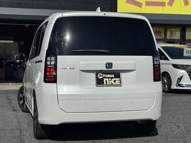 ★ご家族の笑顔をNICEが守る！ご購入後も安心のトータルサポート。車検累計12,000台の実績と99.9％保証付帯で、買ってからもずっと安心★