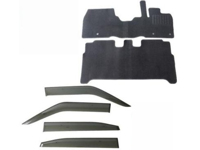 車種専用設計のフロアマット・ドアバイザーマットも汚れやすい車内には必須！バイザーもあればちょっと窓開けても雨の日でも安心☆