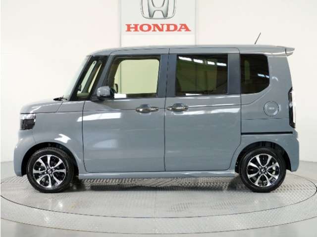 ◆メンテナンスパック（まかせチャオ）◆法定点検や車検、Hondaが推奨する点検に加えて、エンジンオイル・オイルフィルター等の交換をパックにしたのがまかせチャオです。