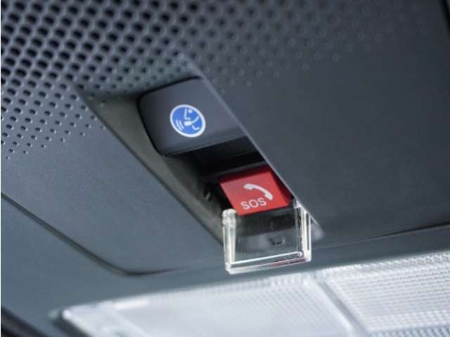 新世代コネクテッド技術「Honda CONNECT」搭載。緊急時にオペレーターのサポートを受けることも可能です。