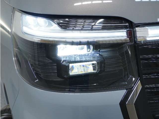 ◆LEDヘッドライト◆　LEDライトは、明るく視認性が良く、省エネで環境にもやさしいヘッドライトです！