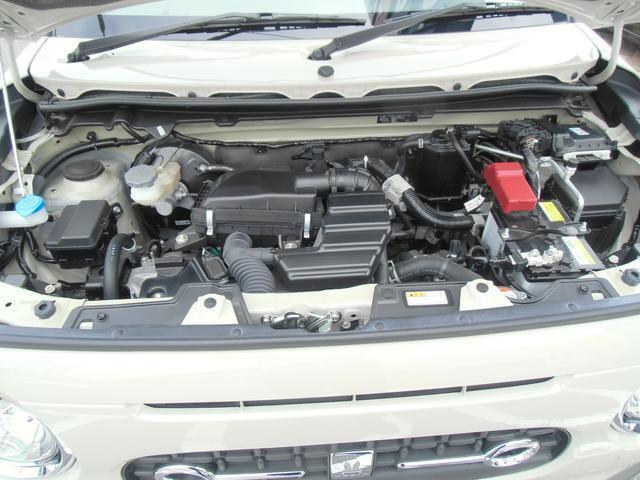 外はキレイだけどエンジンルームが「えっ？！」って思う車ってよく有りますよんね・・・。当店はエンジンルームも隅々までピカピカに仕上げております！もちろん機関良好バッチリ整備！！是非見てみて下さいね！！！