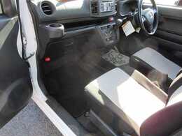 最大10年保証プランご用意してます。詳しくはお問い合わせください。メンテナンスパック特典。納車後1か月/6ヶ月点検無料。オイル交換5.000キロ毎お乗りの間無料。車検基本整備工賃無料。