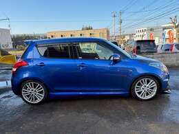 次回車検もお任せください。板金塗装も承ってます。