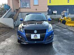 当店では美装に力を入れており展示前、納車前にガッチリ車内清掃を行っております！フロアマットも丸洗いして除菌いたします！