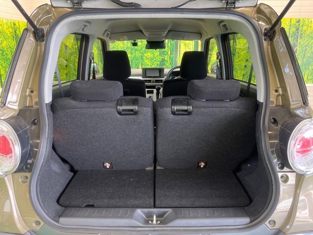 『車を購入した後の車検やメンテナンス、キズを直す板金、事故受付まで承ります。愛車についてのご相談はすべて当店にお任せください。』