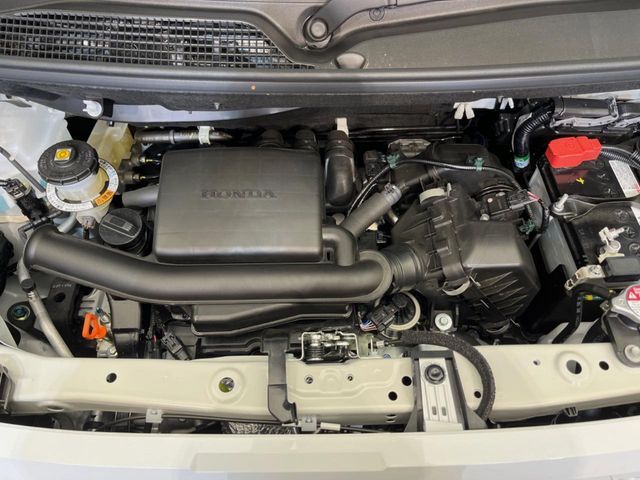 親切・丁寧な専門メカニックスタッフが応対！・車検・点検整備・事故等の修理などアフターサービスも安心。お車のカスタマイズもネクステージのサービススタッフまでご相談ください！