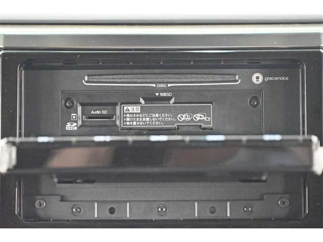 音楽を聴きながら快適ドライブ